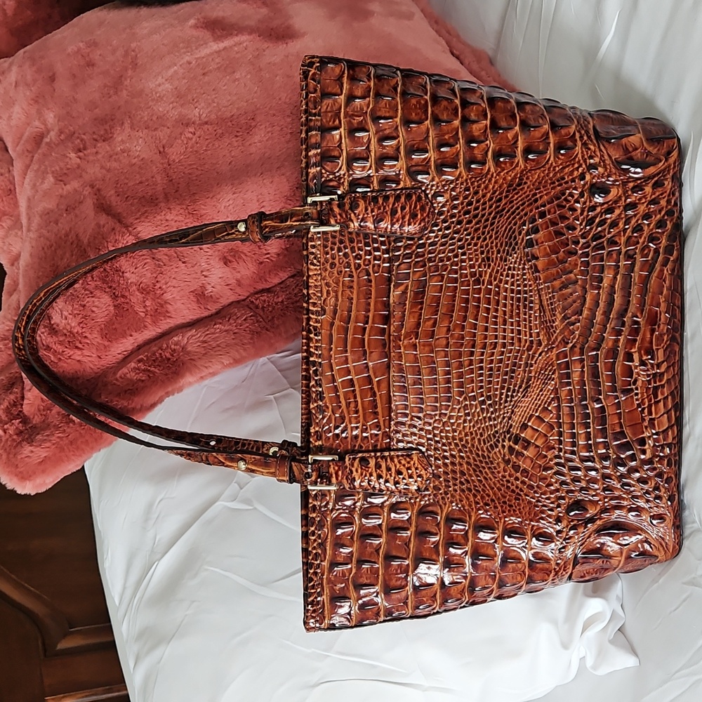 Brahmin Medium Asher Melbourne With Matching Checkbook Wallet - Picture 3 of 13